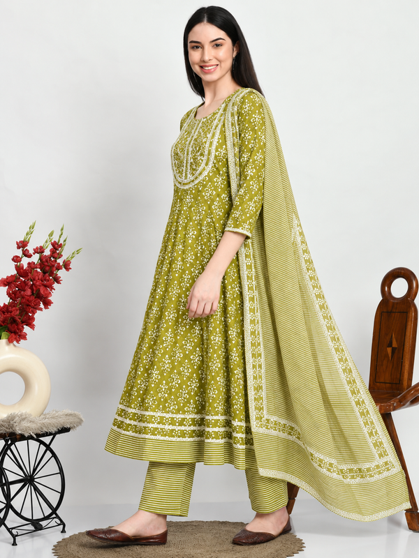 Green Embroidered Cotton Ethnic Suit Set for Casual Wear