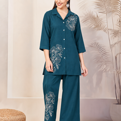 Floral-Print Co-Ord Set for Daily Wear with V-Neck