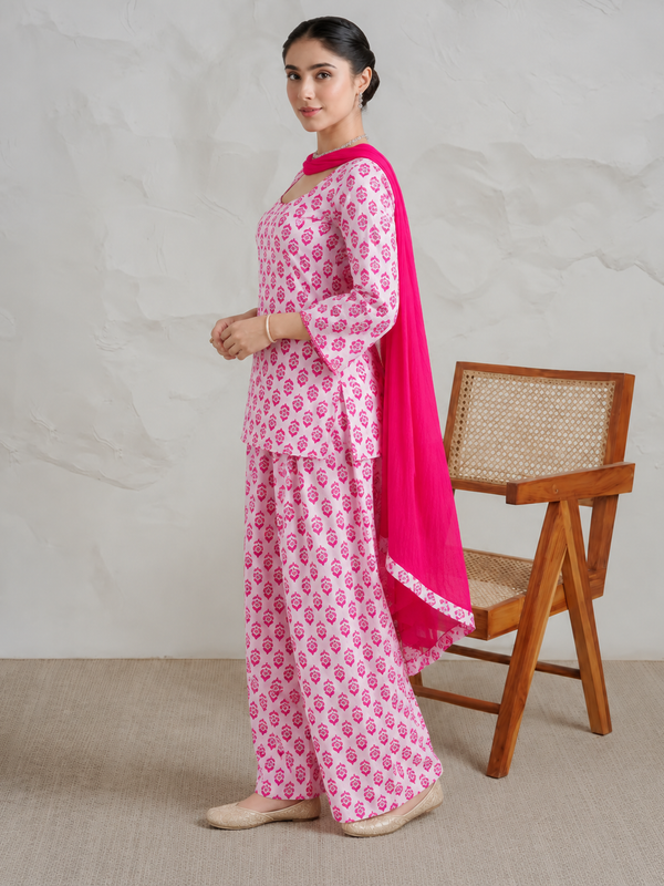 Women’s Pink Floral Printed Kurta Palazzo Set with Dupatta