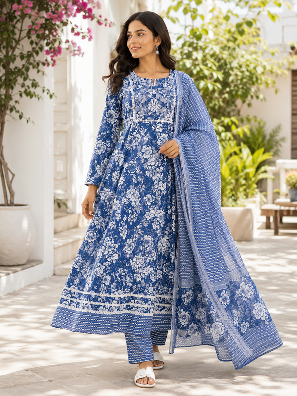 Embroidered Style Flared Kurta for Women, Anarkali Kurta Pant Dupatta Set